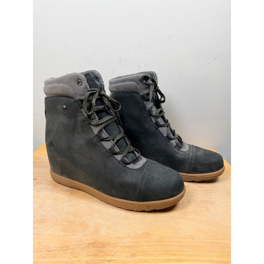Forsake Alma Boots Women 9 Black Hidden‎ Wedge Leather Hiking Casual Rugged Chic